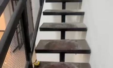 Dijual Rumah Baru Konsep Mezzanine Lokasi Medokan Sawah Rungkut Surabaya (Gang Paling Depan)