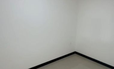 Dijual Rumah Baru Konsep Mezzanine Lokasi Medokan Sawah Rungkut Surabaya (Gang Paling Depan)