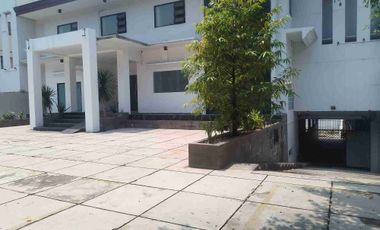 Gedung Perkantoran Jl.Wijaya -Petogogan-Kebayoran Baru -Jakarta Selatan