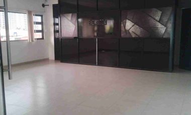 Gedung Perkantoran Jl.Wijaya -Petogogan-Kebayoran Baru -Jakarta Selatan