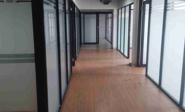 Gedung Perkantoran Jl.Wijaya -Petogogan-Kebayoran Baru -Jakarta Selatan