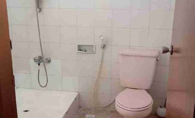 disewakan rumah setrasari kulon, cocok juga untuk kantor