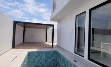 En venta lujosa y moderna casa esquinera de estreno en Isla Celeste, etapa Babor, Nuevo Samborondon