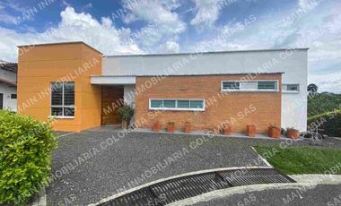 CASA CAMPESTRE EN VENTA