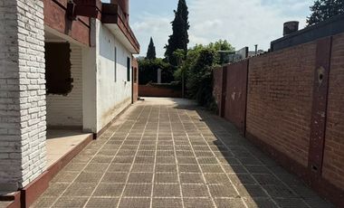 OPORTUNIDAD- TERRENO CON CONTRUCCION APROVECHABLE- YERBA BUENA