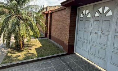 OPORTUNIDAD- TERRENO CON CONTRUCCION APROVECHABLE- YERBA BUENA