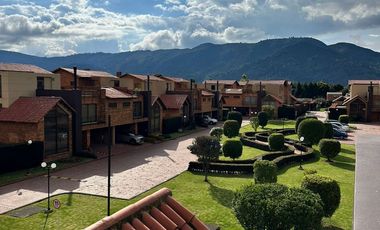 ARRIENDO CASA SANTA CECILIA CON JARDÍN - CHIA