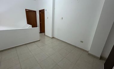 SE ARRIENDA CASA EN EL SECTOR DE LA 12 DE MARZO