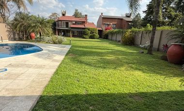 VENTA CASERON EN INMEJORABLE ZONA YERBA BUENA