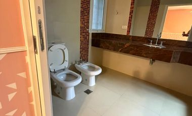 VENTA CASERON EN INMEJORABLE ZONA YERBA BUENA