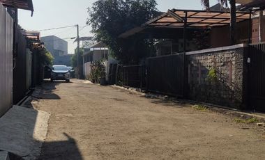 Dijual Rumah Di Dalam Komplek Antapani