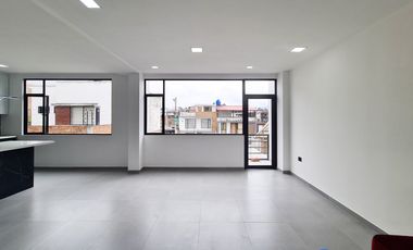 Casa en venta en la urbanización Juan José Castillo al sur de la ciudad de Loja