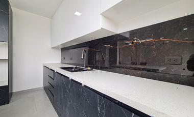 Casa en venta en la urbanización Juan José Castillo al sur de la ciudad de Loja