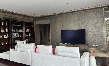 Raffles Residences Penthouse for sale 4 bedroom condominium in Makati