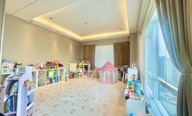 Raffles Residences Penthouse for sale 4 bedroom condominium in Makati