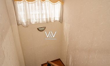 SE VENDE CASA A CUADRAS DE PLAYA CAVANCHA