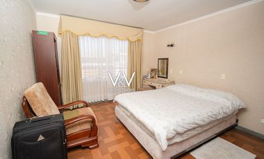 SE VENDE CASA A CUADRAS DE PLAYA CAVANCHA