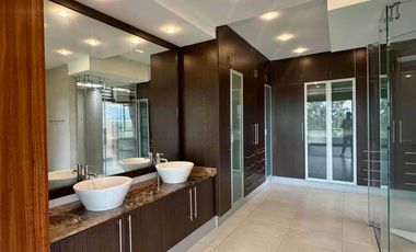 Casa de renta Club arrayanes Puembo