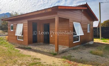 Leon Propiedades arrienda casa nueva en Alhué, Curacaví