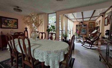 Casa en Venta en Lomas de Santa Cruz, Naucalpan de Juárez.