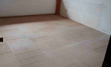 LOCAL SUPER UBICADO, EN PLAZA COMERCIAL