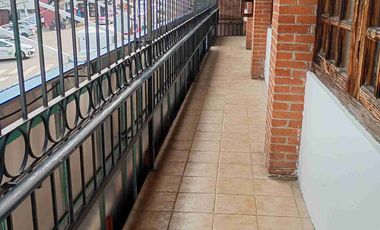 LOCAL SUPER UBICADO, EN PLAZA COMERCIAL