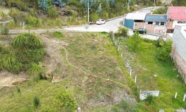VENDO TERRENO EN LAS ORQUIDEAS CUENCA