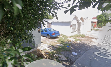 Gran oportunidad de inversión, casa de recuperación bancaria en col. Amistad, Torreón, a precio de remate. Márcanos y te platicamos como.