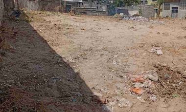 CALDERON. BARRIO LUZ Y VIDA TERRRENO DE 360 M2