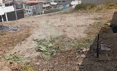 CALDERON. BARRIO LUZ Y VIDA TERRRENO DE 360 M2