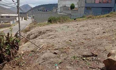 CALDERON. BARRIO LUZ Y VIDA TERRRENO DE 360 M2