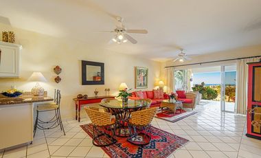 Condominio vista al mar en exclusivo residencial Cabo Real