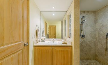 Condominio vista al mar en exclusivo residencial Cabo Real