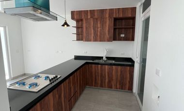 LINDA CASA TOTALMENTE EQUIPADA EN UNA GRAN ZONA