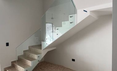 Casa en renta en temozon norte a estrenar