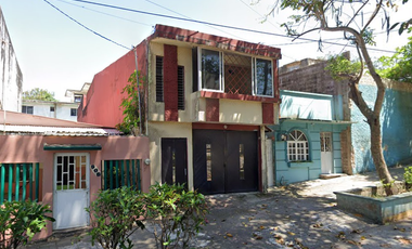 CASA EN VENTA EN CENTRO COATZACOALCOS VERACRUZ DE REMATE