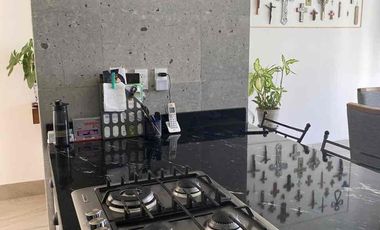 VENDO CASA UNA PLANTA  LOMAS DE JURIQUILLA HERMOSA  NUEVA FINOS ACBADOS