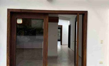 SE ARRIENDA FINCA EN LA VIA MARINILLA-SANTUARIO