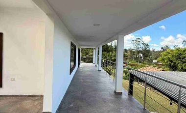 SE ARRIENDA FINCA EN LA VIA MARINILLA-SANTUARIO