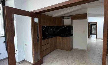 SE ARRIENDA FINCA EN LA VIA MARINILLA-SANTUARIO