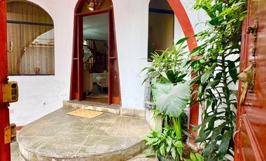 Casa en Santa Patricia – La Molina para Embajadas, Extranjeros y Ejecutivos Viajeros | Full Amoblado | 240 m²