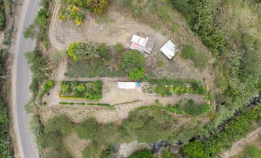 LOTE EN YUNGUILLA A POCOS METROS DE LA VIA