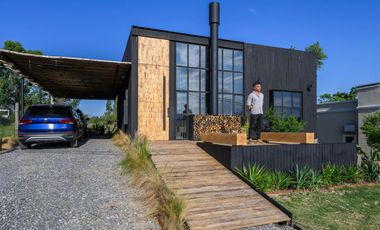 VENTA CASA MODERNA MINIMALISTA CABALANGO