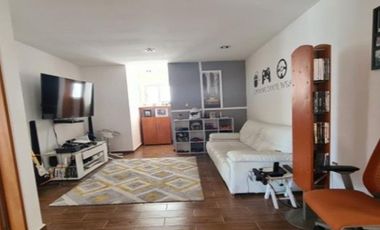 VENTA DE CASA EN COLONIA LAS AGUILAS 3a SECC, SAN LUIS POTOSI.