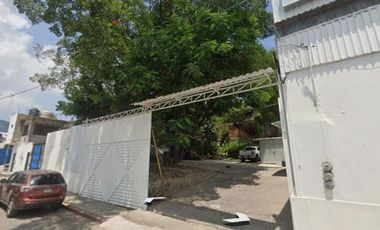 BODEGA EN VENTA CON 1000 M2 DE TERRENO EN 9 SUR PONIENTE