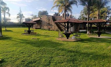 Hermoso terreno campestre