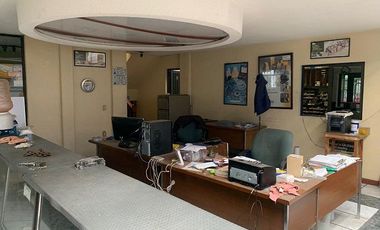 LOCAL COMERCIAL EN VENTA