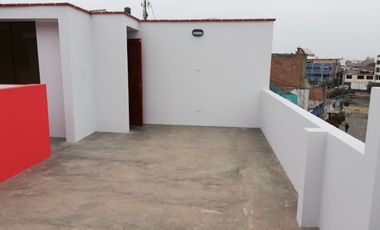 🏡 ALQUILER DE AMPLIA CASA – URB. MARINOS ANTARES, SMP