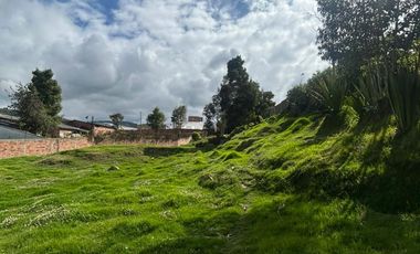 SE VENDE LOTE CON USO MULTIFAMILIAR EN EL BARRIO JORDAN