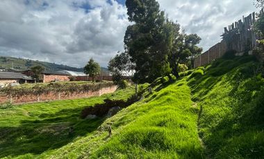 SE VENDE LOTE CON USO MULTIFAMILIAR EN EL BARRIO JORDAN